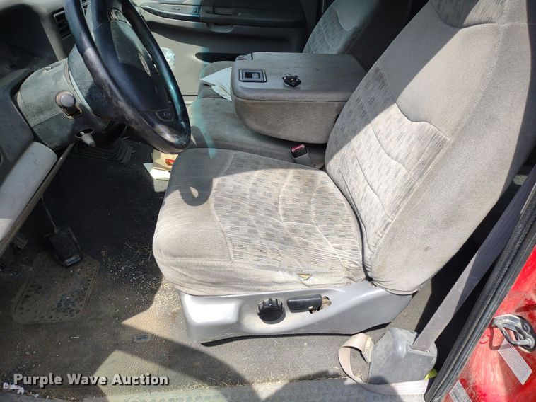 image for item LL9192 2000 Ford F350 Super Duty XLT  SuperCab pickup truck