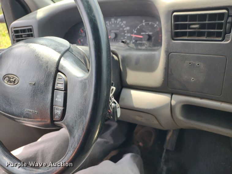 image for item LL9192 2000 Ford F350 Super Duty XLT  SuperCab pickup truck