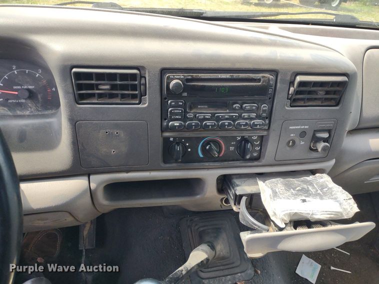 image for item LL9192 2000 Ford F350 Super Duty XLT  SuperCab pickup truck