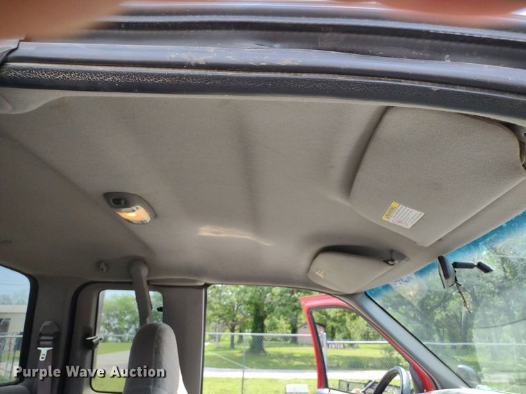 image for item LL9192 2000 Ford F350 Super Duty XLT  SuperCab pickup truck