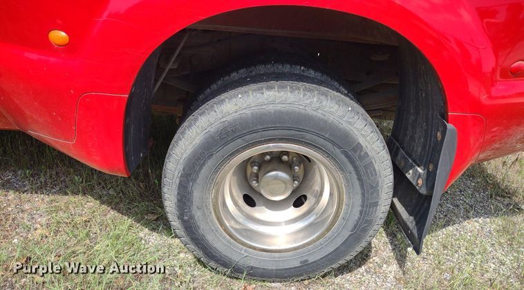 image for item LL9192 2000 Ford F350 Super Duty XLT  SuperCab pickup truck