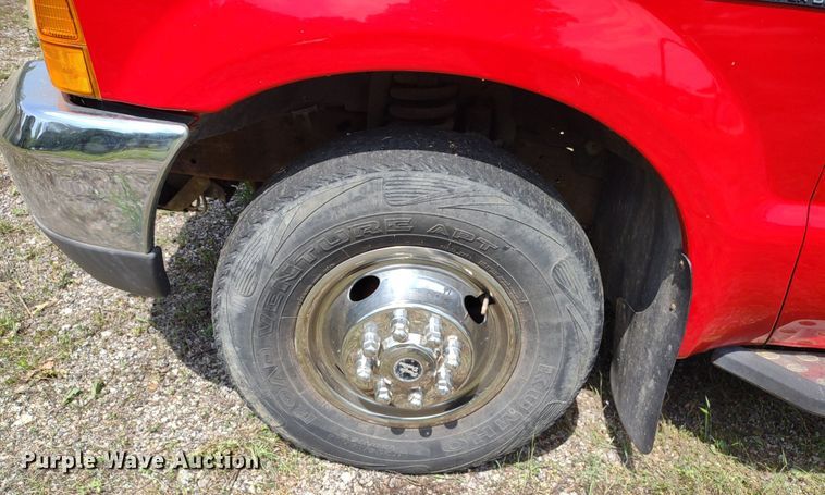 image for item LL9192 2000 Ford F350 Super Duty XLT  SuperCab pickup truck