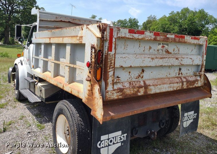 image for item LL9196 2002 Sterling Acterra  dump truck