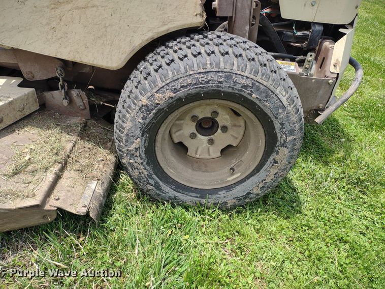 image for item LL9197 Grasshopper 400D  ZTR lawn mower