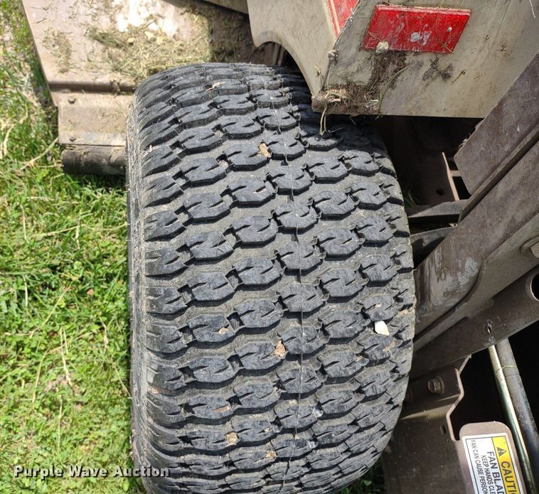 image for item LL9197 Grasshopper 400D  ZTR lawn mower