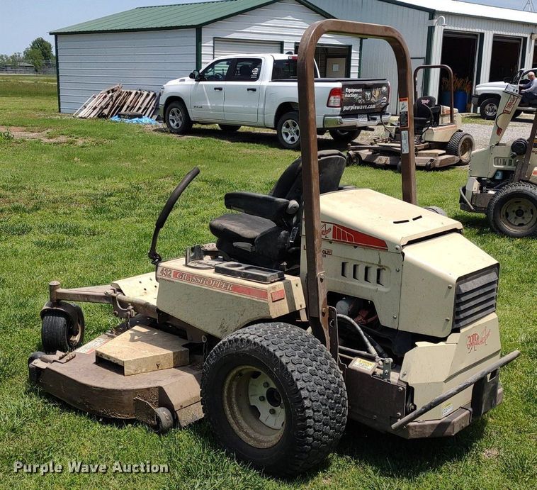 image for item LL9198 Grasshopper 432  ZTR lawn mower