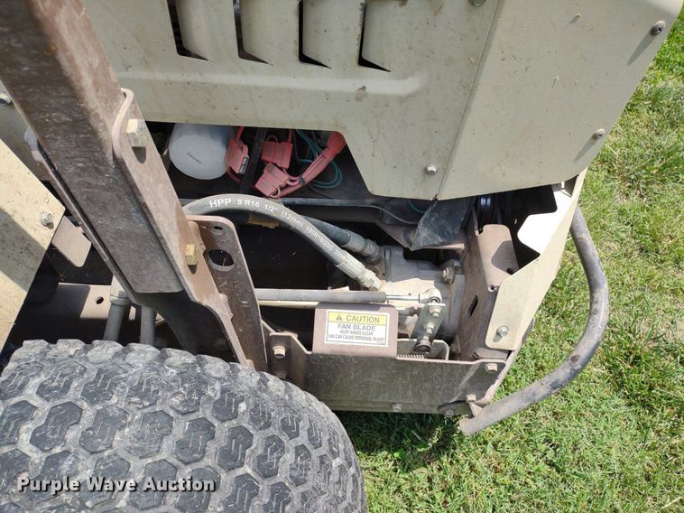 image for item LL9198 Grasshopper 432  ZTR lawn mower