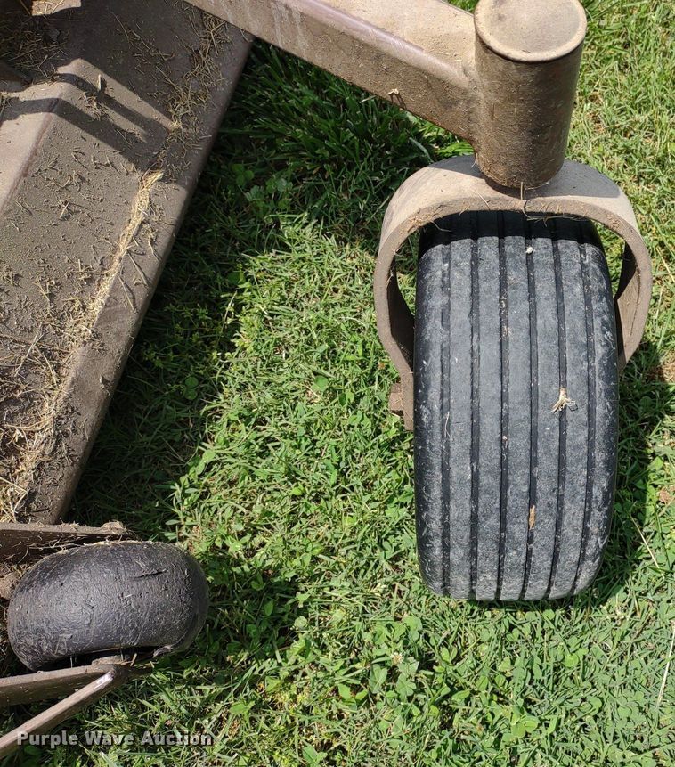 image for item LL9198 Grasshopper 432  ZTR lawn mower