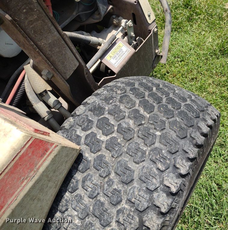 image for item LL9198 Grasshopper 432  ZTR lawn mower