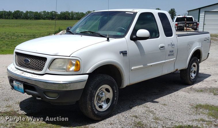image for item LL9200 2001 Ford F150 XLT  SuperCab pickup truck