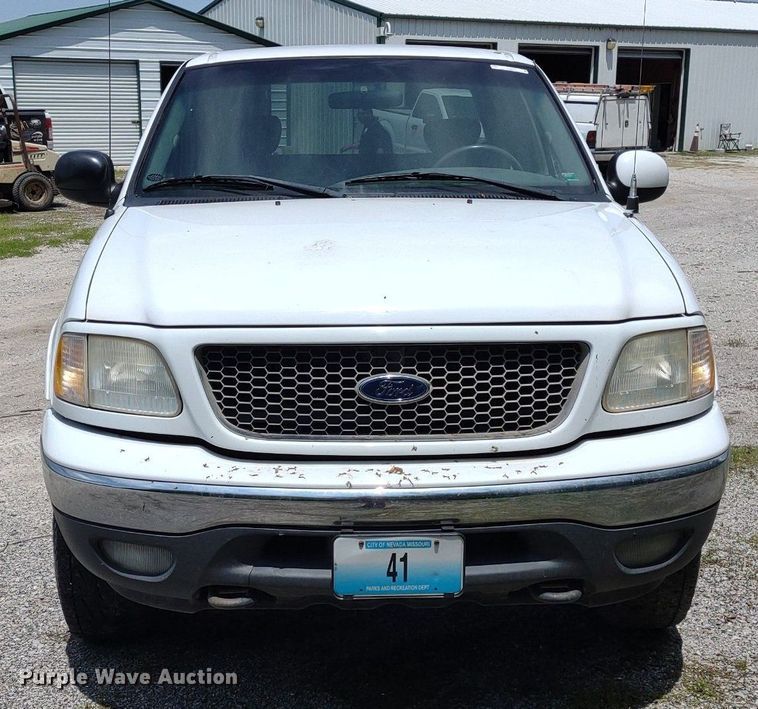 image for item LL9200 2001 Ford F150 XLT  SuperCab pickup truck