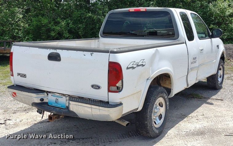 image for item LL9200 2001 Ford F150 XLT  SuperCab pickup truck