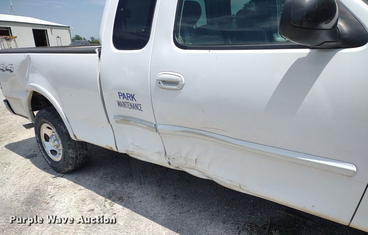 image for item LL9200 2001 Ford F150 XLT  SuperCab pickup truck