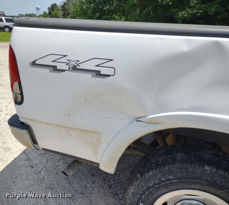 image for item LL9200 2001 Ford F150 XLT  SuperCab pickup truck