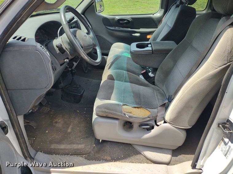 image for item LL9200 2001 Ford F150 XLT  SuperCab pickup truck