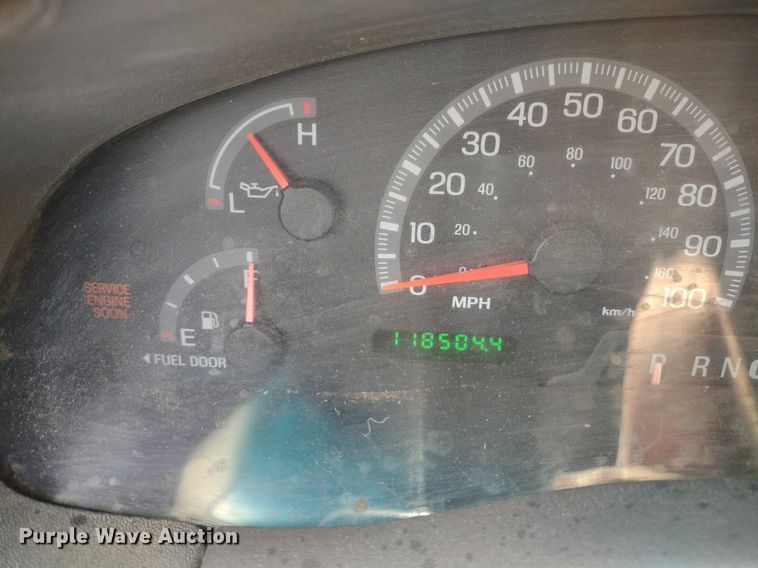 image for item LL9200 2001 Ford F150 XLT  SuperCab pickup truck