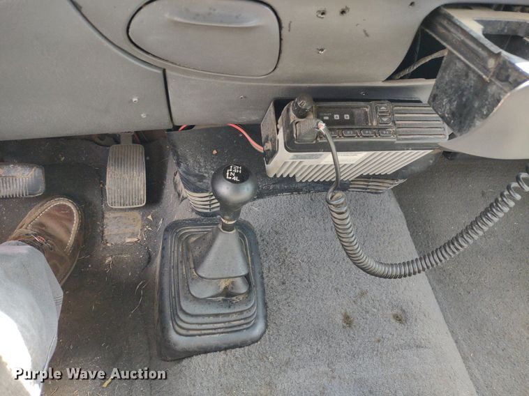 image for item LL9200 2001 Ford F150 XLT  SuperCab pickup truck