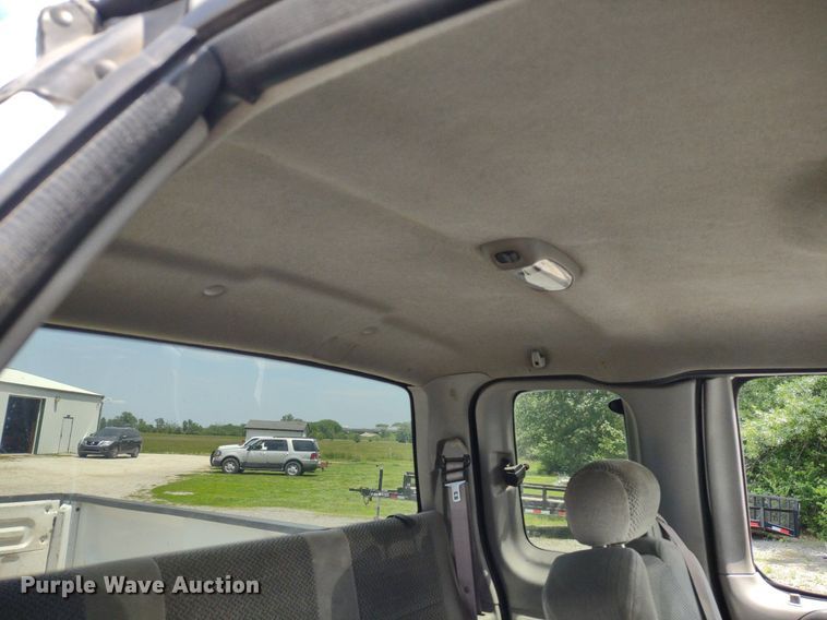 image for item LL9200 2001 Ford F150 XLT  SuperCab pickup truck