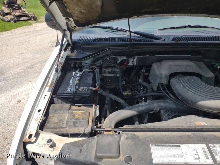 image for item LL9200 2001 Ford F150 XLT  SuperCab pickup truck