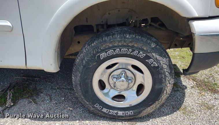 image for item LL9200 2001 Ford F150 XLT  SuperCab pickup truck