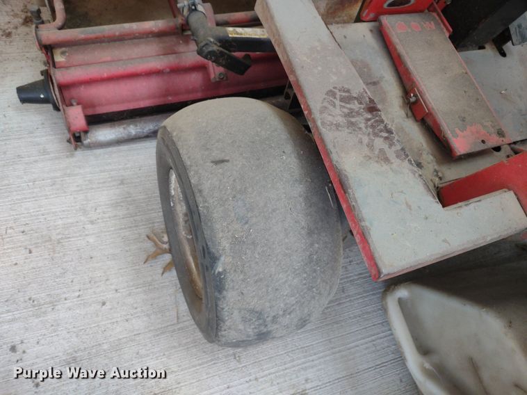 image for item LL9201 Jacobsen Greens King IV  greens mower