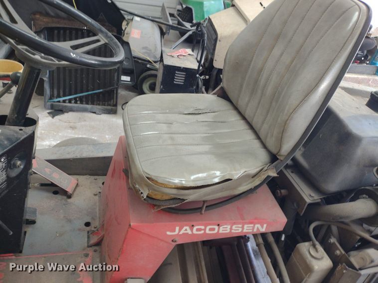 image for item LL9201 Jacobsen Greens King IV  greens mower