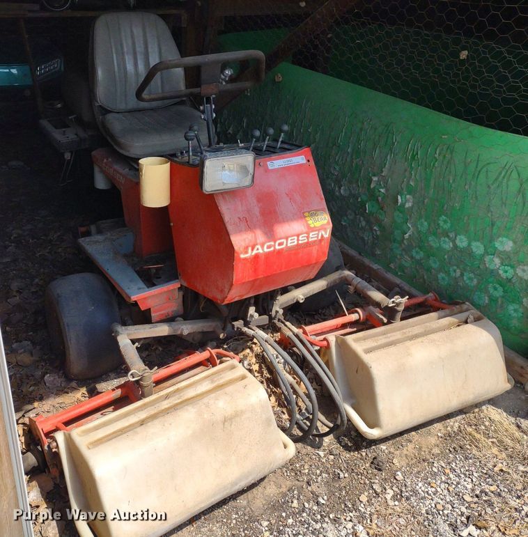 image for item LL9203 Jacobsen Greens King IV  greens mower
