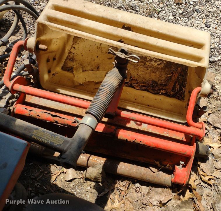 image for item LL9203 Jacobsen Greens King IV  greens mower