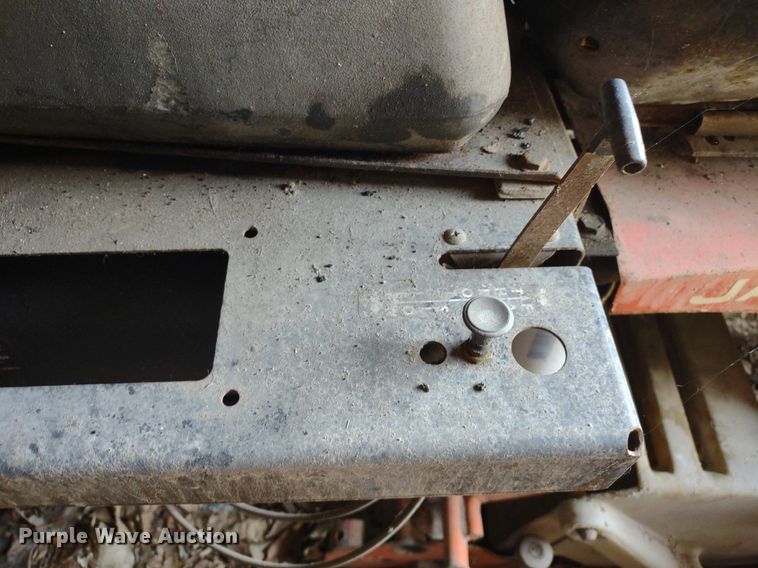 image for item LL9203 Jacobsen Greens King IV  greens mower