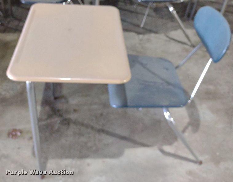 image for item LL9230 Approximately 185 desks