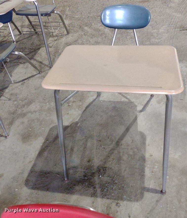 image for item LL9230 Approximately 185 desks