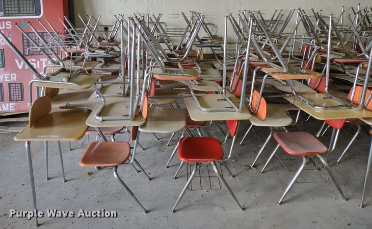 image for item LL9230 Approximately 185 desks