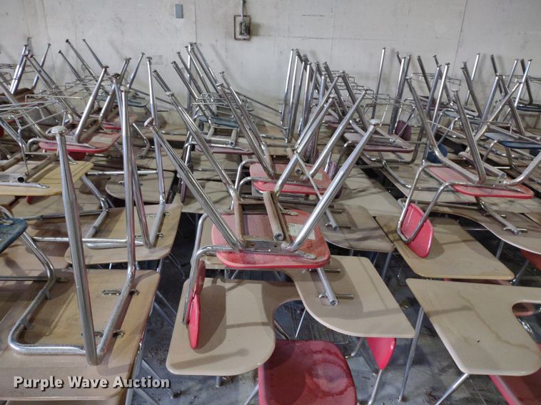 image for item LL9230 Approximately 185 desks