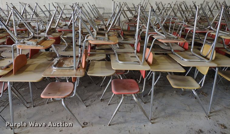 image for item LL9230 Approximately 185 desks