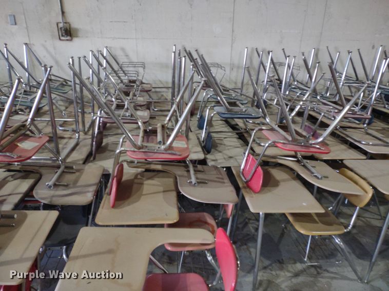 image for item LL9230 Approximately 185 desks