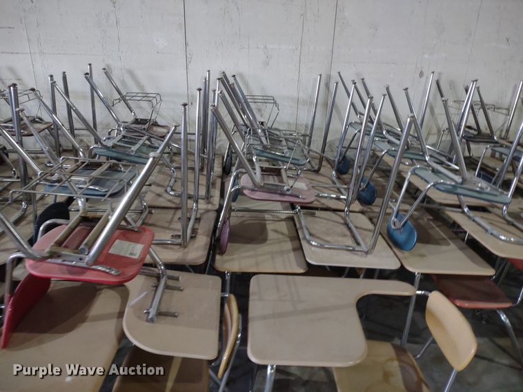 image for item LL9230 Approximately 185 desks