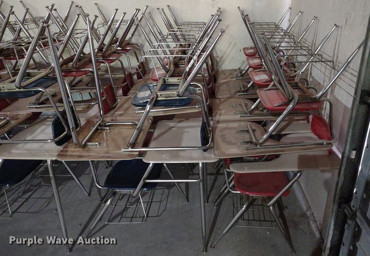 image for item LL9231 Approximately 95 desks