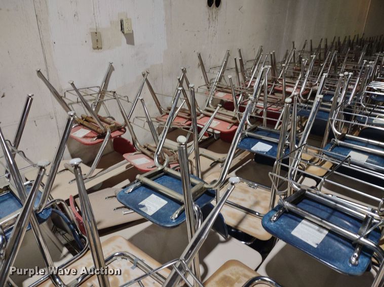 image for item LL9231 Approximately 95 desks