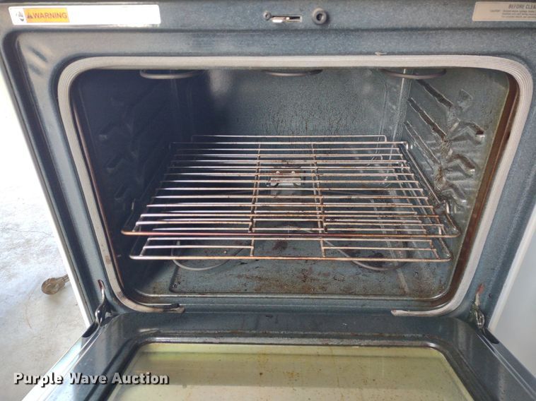 image for item LL9233 (3) electric ranges