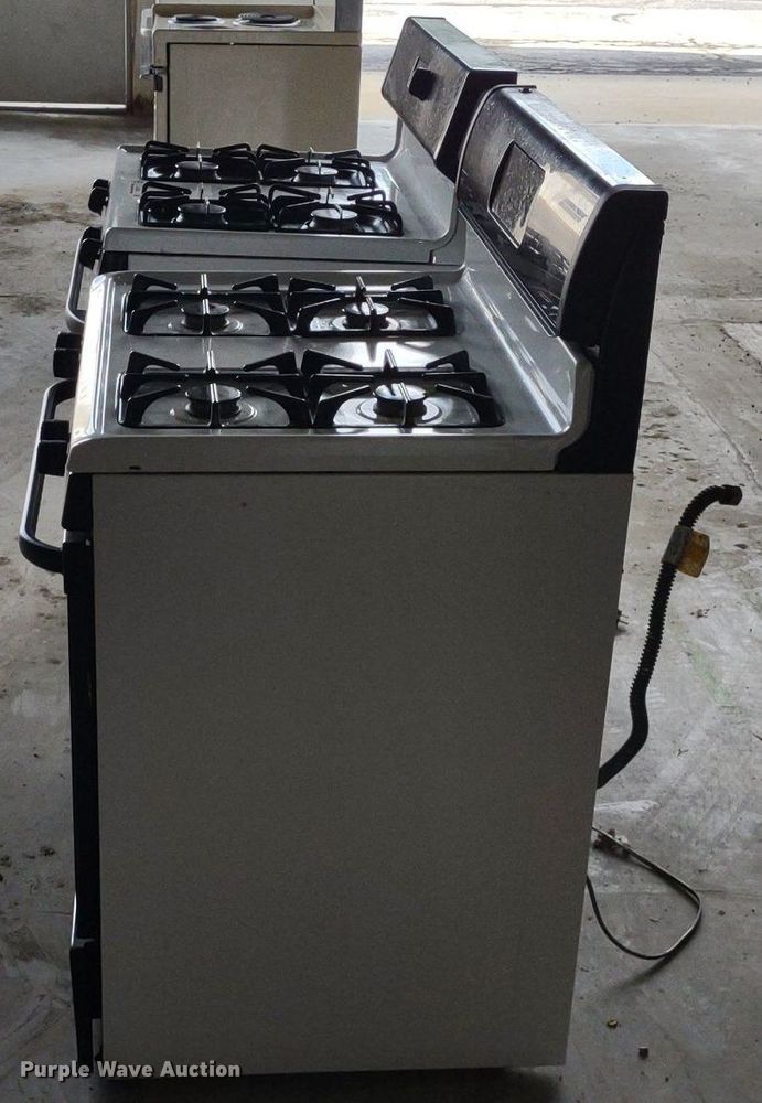 image for item LL9234 (2) Kenmore ranges