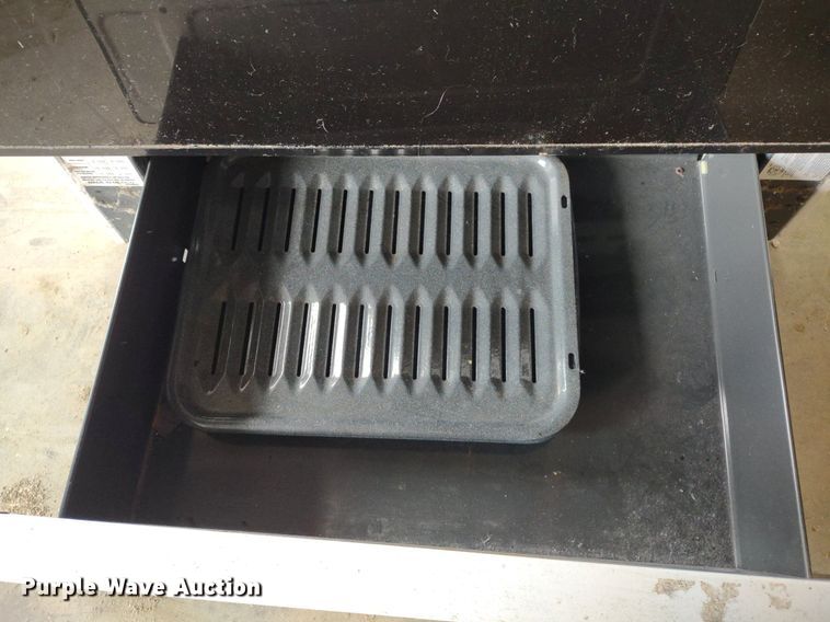 image for item LL9234 (2) Kenmore ranges