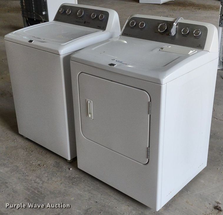 image for item LL9235 Maytag Bravos MCT  washer and dryer