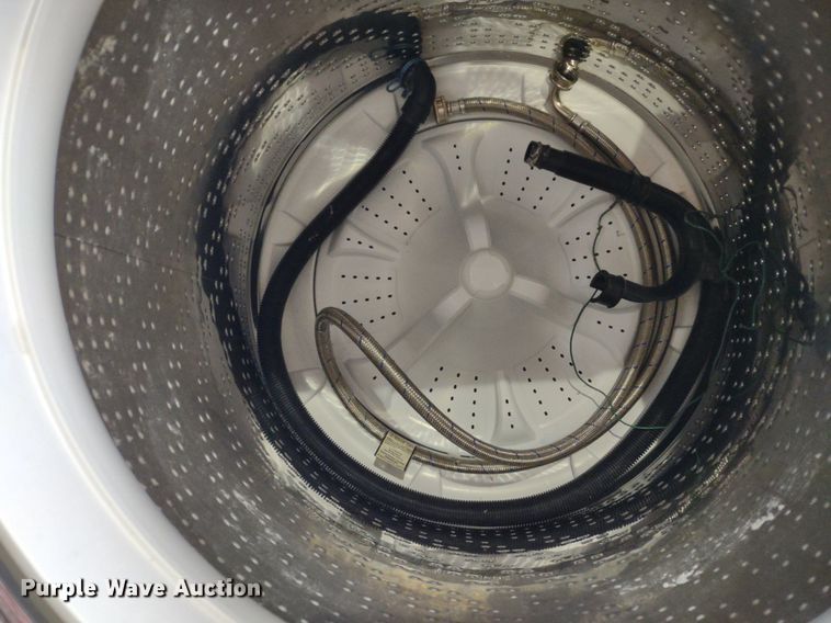 image for item LL9235 Maytag Bravos MCT  washer and dryer