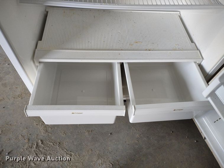 image for item LL9236 (2) refrigerators