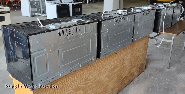 image for item LL9237 (5) Whirlpool AMV2307PFB microwaves