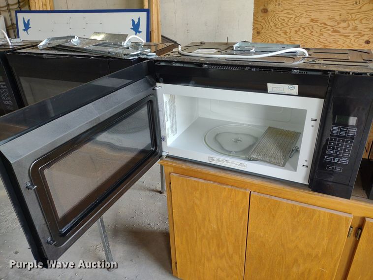 image for item LL9237 (5) Whirlpool AMV2307PFB microwaves