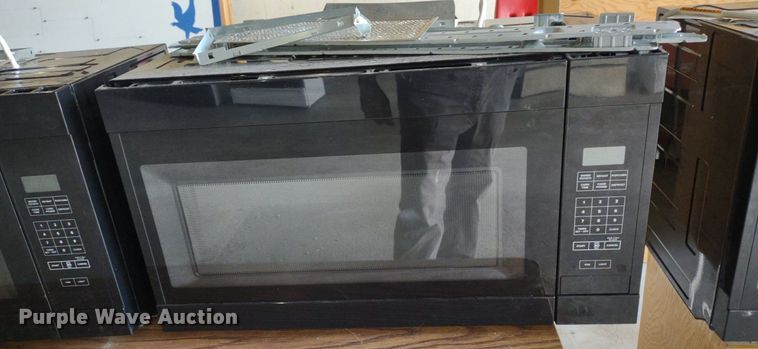 image for item LL9237 (5) Whirlpool AMV2307PFB microwaves