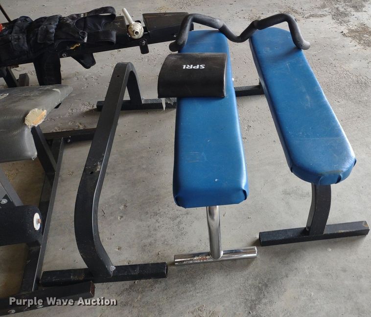 image for item LL9238 Weight room equipment