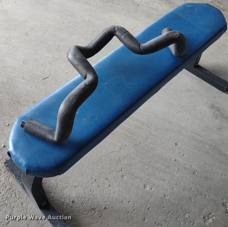 image for item LL9238 Weight room equipment