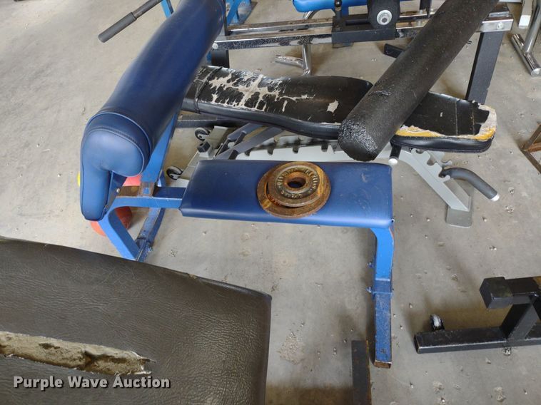 image for item LL9238 Weight room equipment